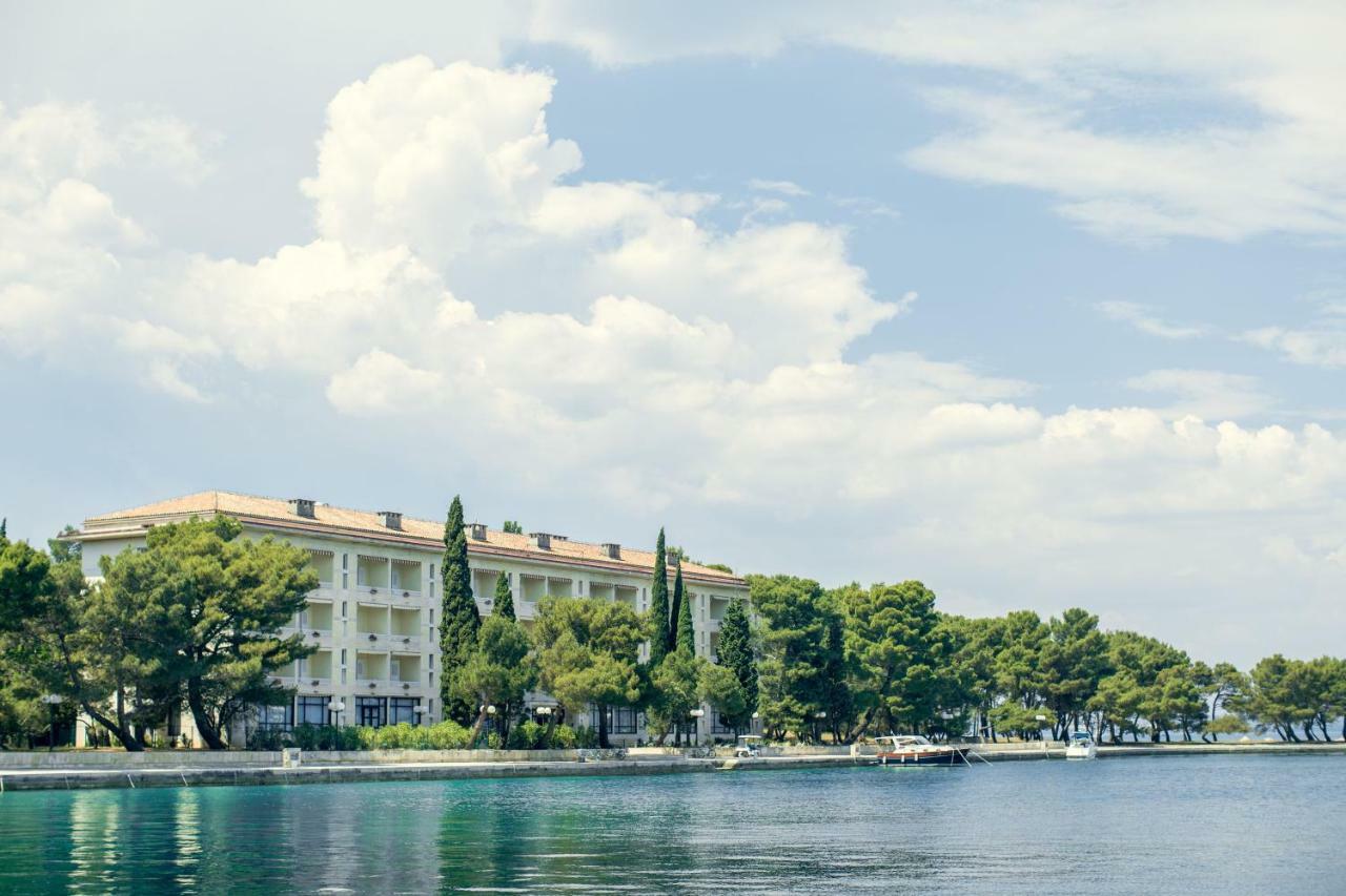 Brijuni Rooms Karmen Фажана Экстерьер фото